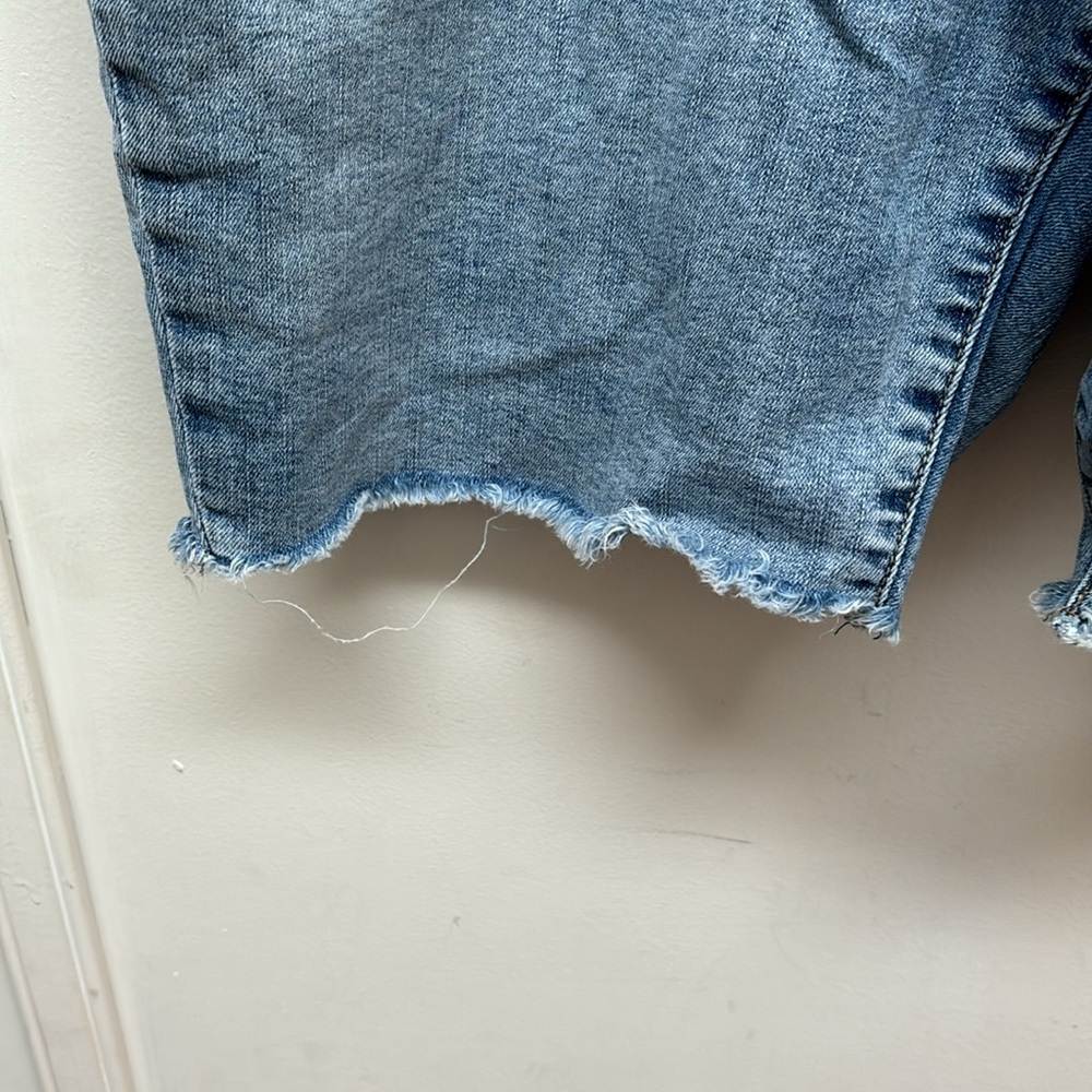 a.n.a High Rise Denim Shorts - Size 14 - Picture 2 of 6